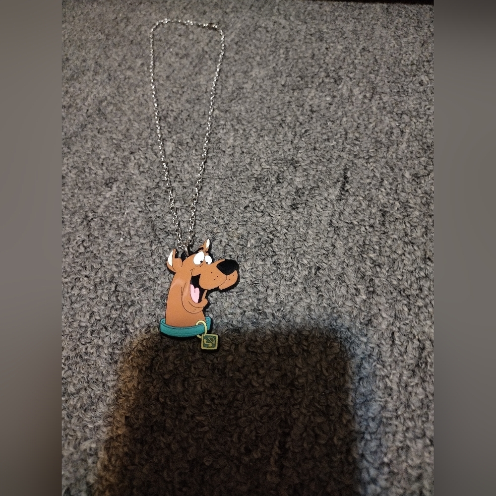 Scooby-Doo Dog Pendant Necklace 18"